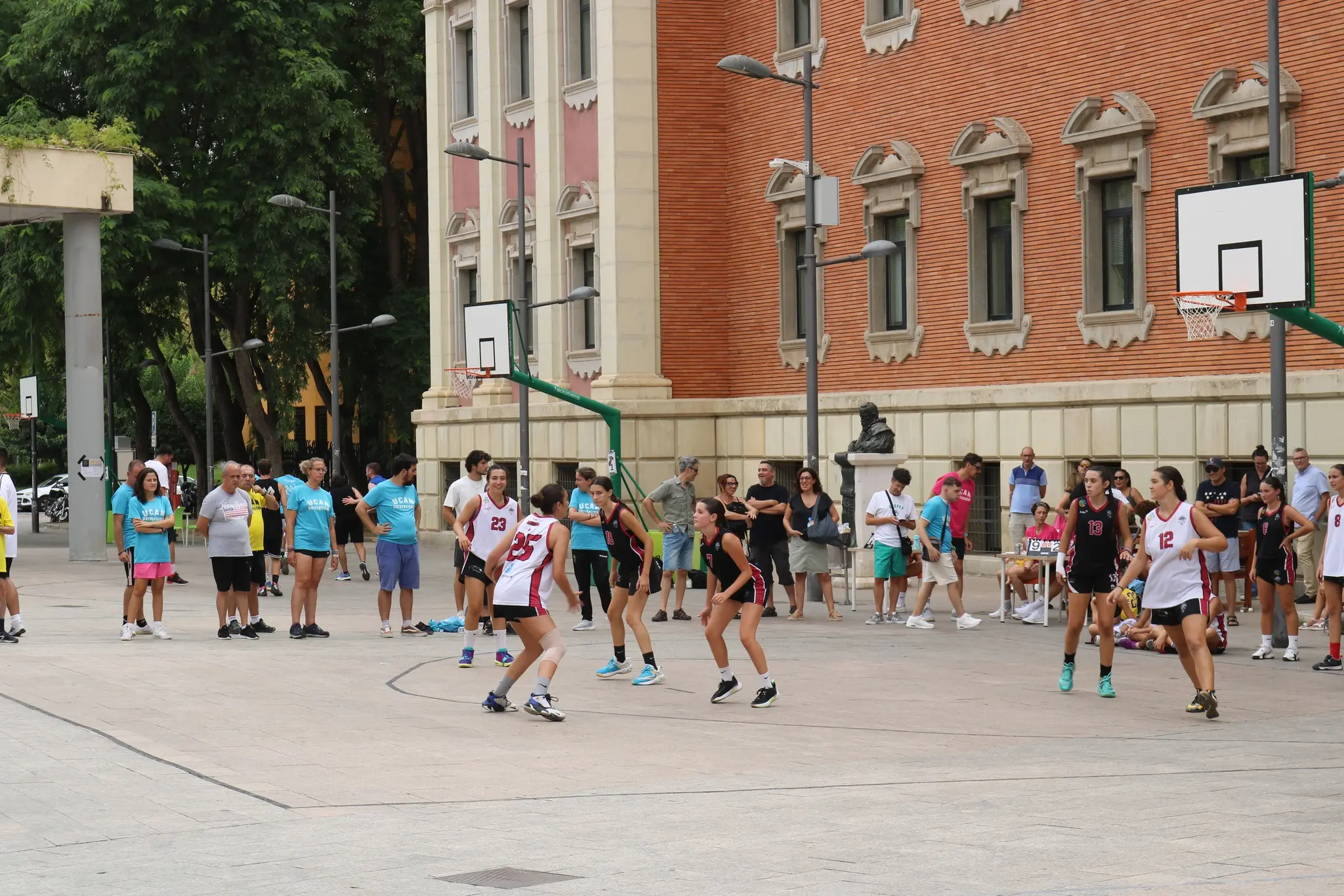 Torneo_3x3_de_baloncesto_solidario_de_astrapace_murcia_04